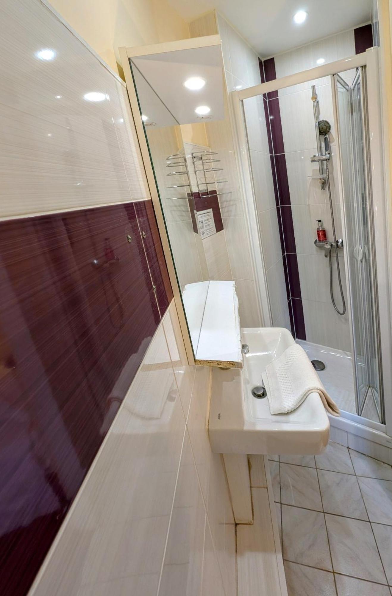 Hotel Iena Angers Zewnętrze zdjęcie